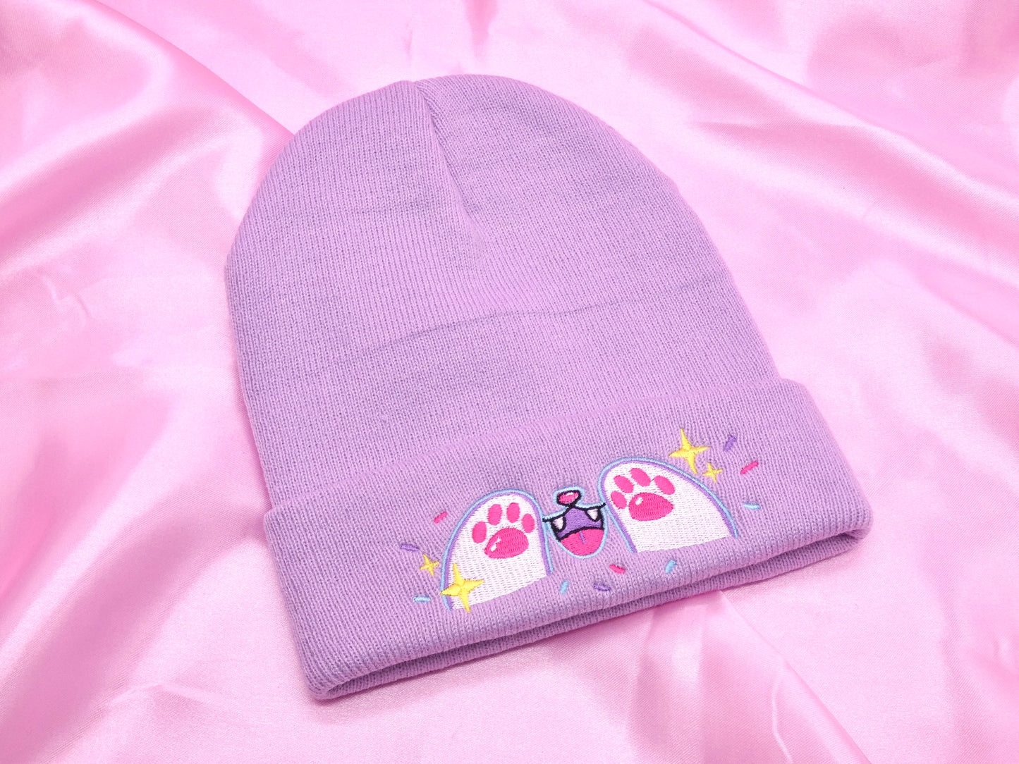 "Paws Out" Beanie (A GRADE)